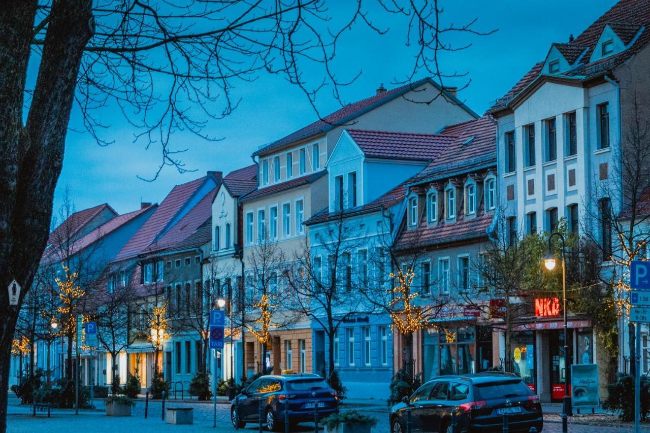 Der Sachsenhof - Zentral gelegene Ferienwohnung direkt am Markt und Kirche Bad Liebenwerda Exterior foto